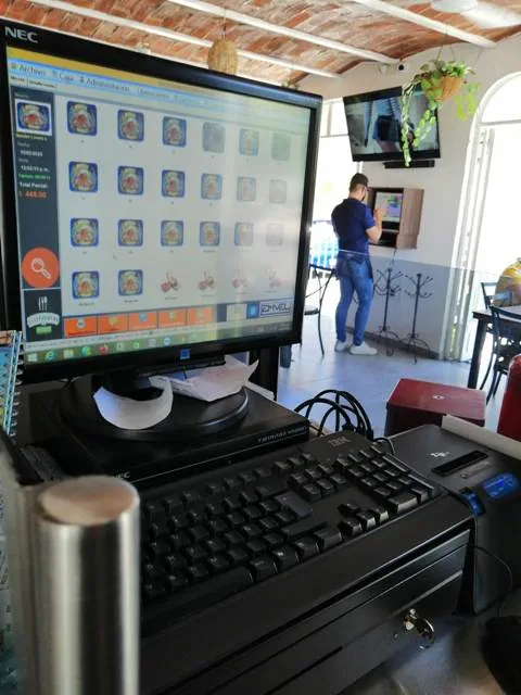Equipo trabajando